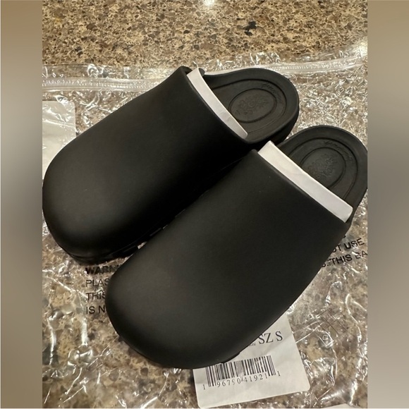 FP MOVEMENT NWT WOMEN'S FP MOVEMENT MULE - Picture 5 of 7